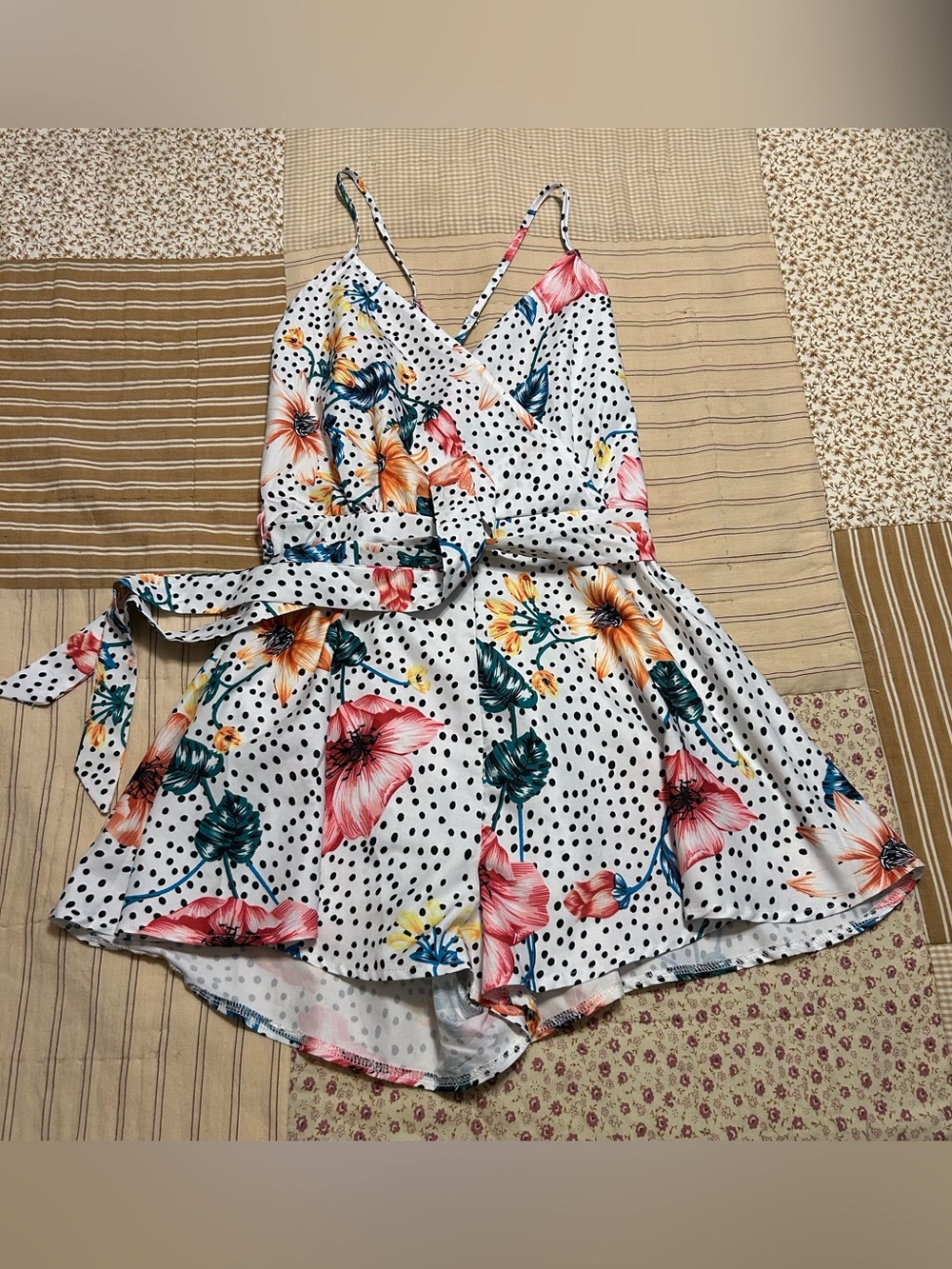 Eilly Bazar polka dot flora spaghetti adjustable straps short romper XS